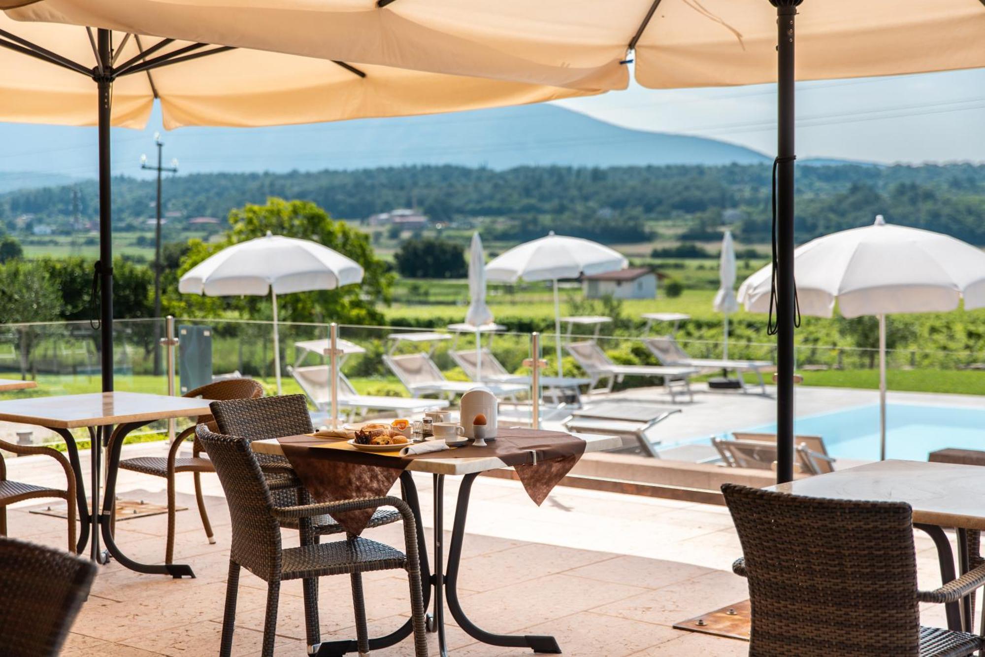 B&B Ca' Marognole Caprino Veronese Exterior foto